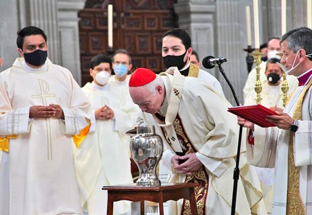 MISA CRISMAL DE LA ARQUIDIOCEESIS DE MÉXICO