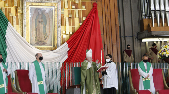 El Cardenal Carlos Aguiar Preside La Misa En La Basílica De Guadalupe. Foto: INBG/Cortesía.